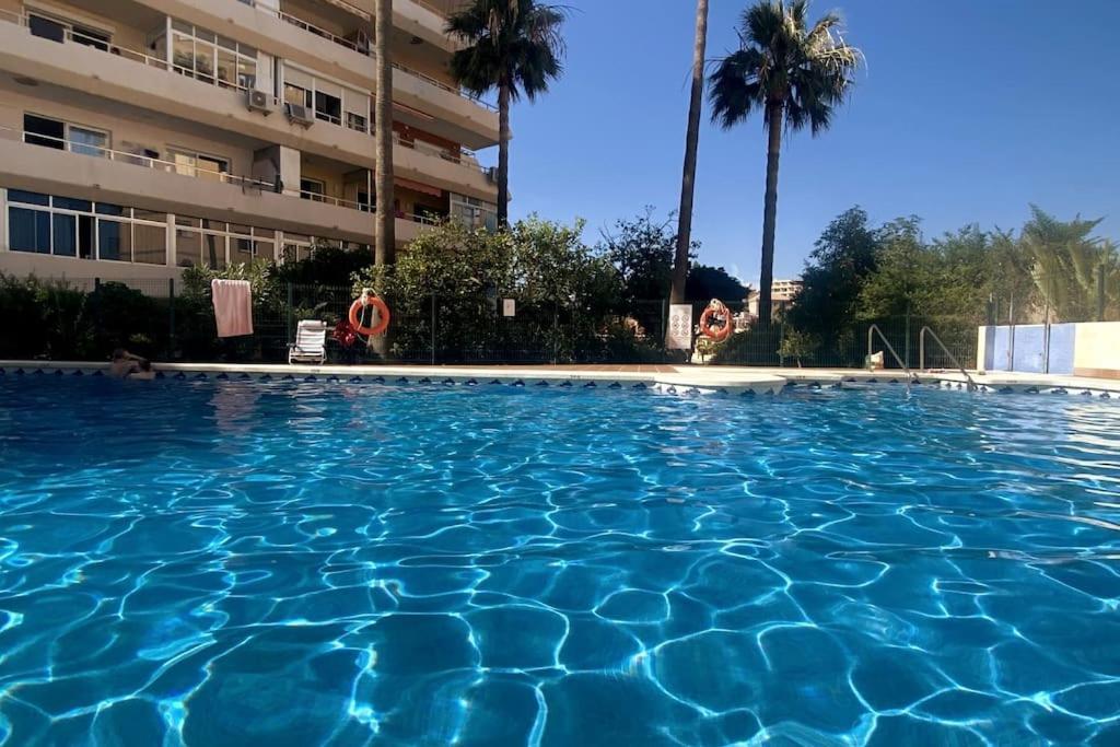 شقة La Ventana De Puerto Marina بينالماذينا المظهر الخارجي الصورة