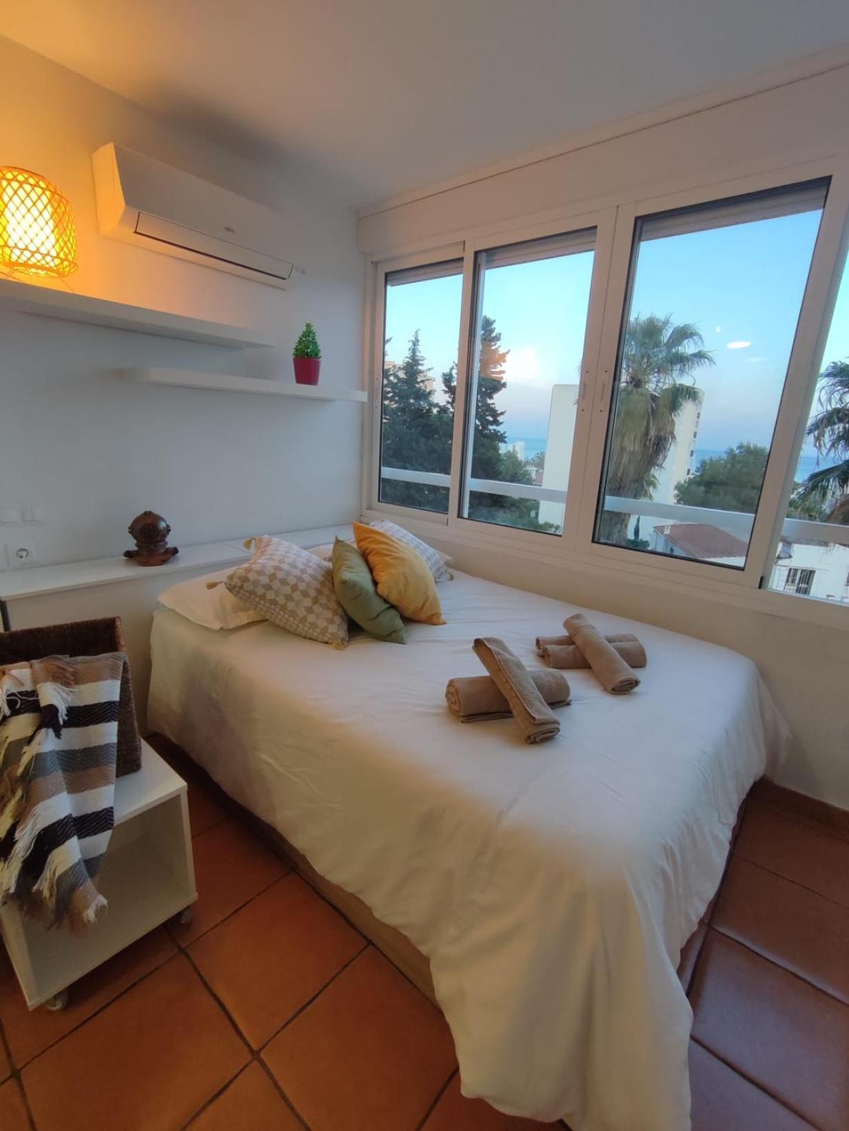 شقة La Ventana De Puerto Marina بينالماذينا المظهر الخارجي الصورة